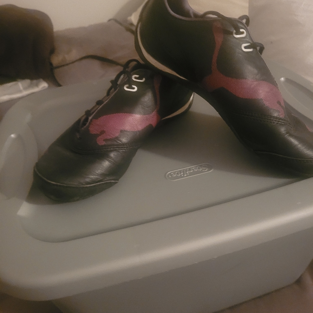 Puma sneakers